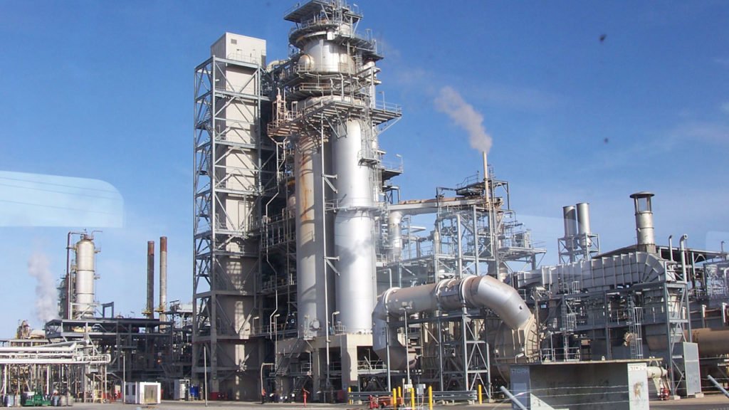 Dangote oil refinery to start production in Q3 2022