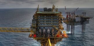 Kenya to grant oil licence to Uganda Kenya to grant oil licence to Uganda