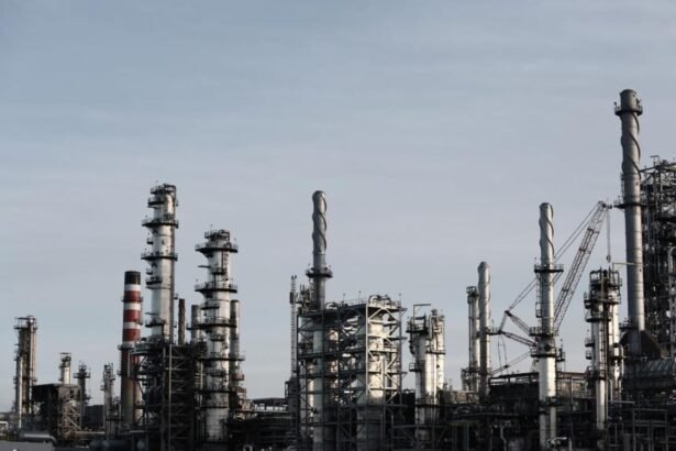 Egypt, Algeria ink oil agreements to boost energy security