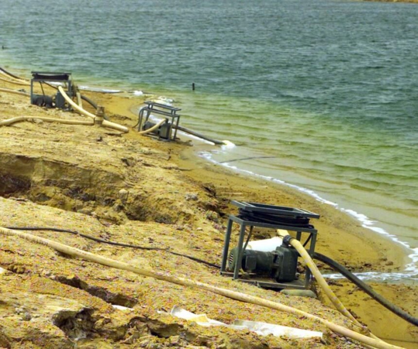 Nigeria launches new water pumps in Lagos