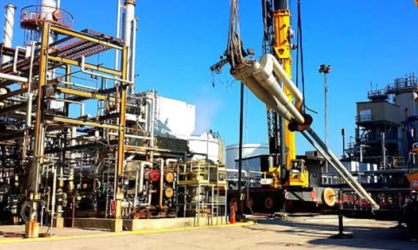 Kenya launches construction of US $16Bn Lamu oil refinery